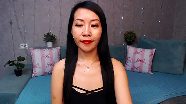 LiaPak – Naživo XXX chat