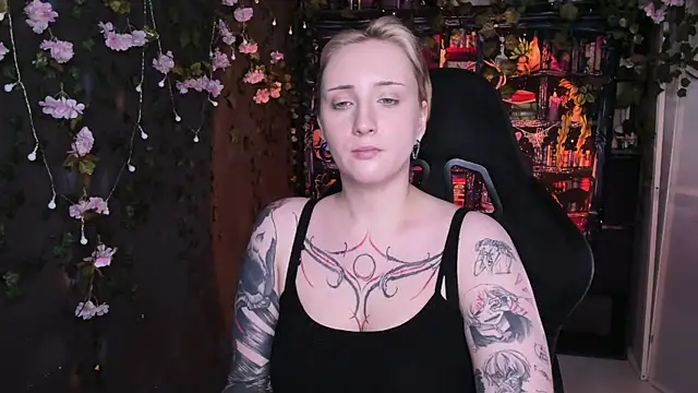 AsheLucker's Live XXX Chat