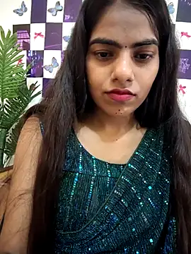 Alisha_Babyy লাইভ XXX চ্যাট