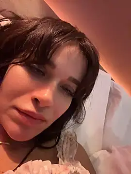 DarkDesin's Live XXX Chat