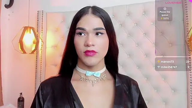 _ISALITTLESTAR_ Live XXX Chat