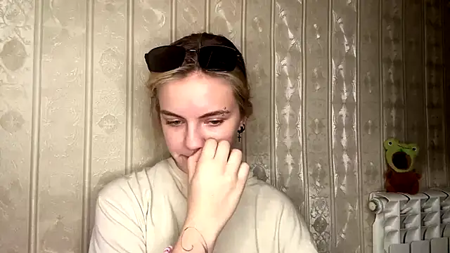 KimWarnern Live XXX chat