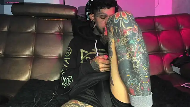 Chat XXX en directo de jhonny__ackerman