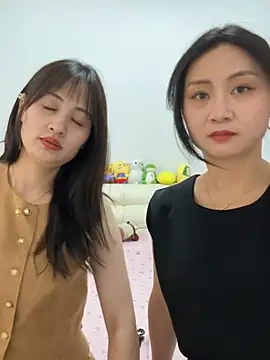 huihui_520 élő XXX-chatje