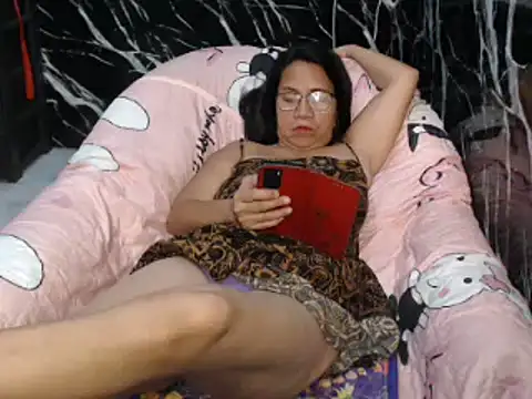Chatroom XXX en direct de ASIANDOLLY4U69
