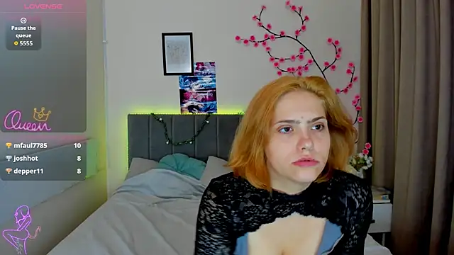 Chat XXX en directo de DellaRows