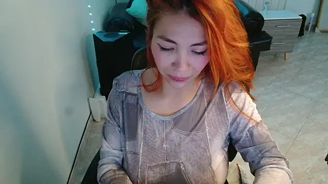 Chat XXX en directo de Aylinn_diaz