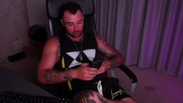 DuncanStone Live XXX-Chat