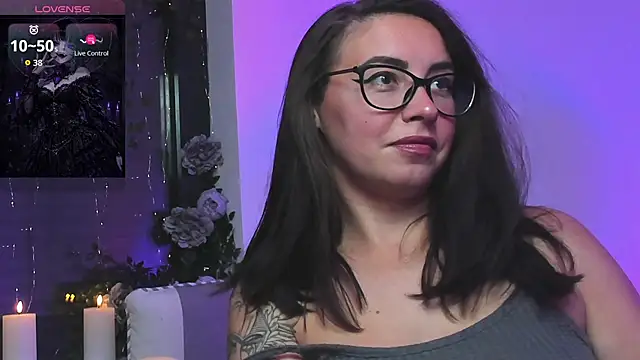 Chat +18 de RitaSonnet ao vivo