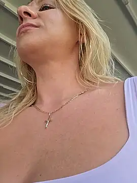 KaylinJan Live XXX-chat