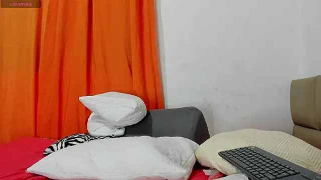 lilybaudyn_n Live XXX chat