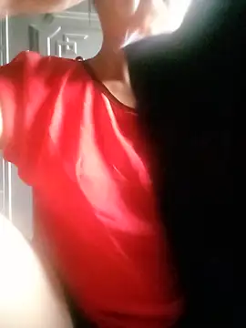 Chat +18 de Helen-nn ao vivo