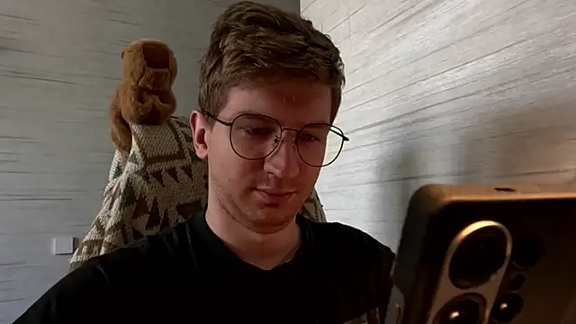 Chatroom XXX en direct de Einar_Nut