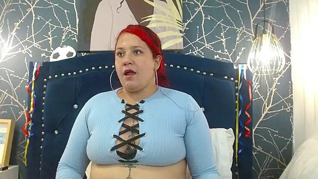 red_liia_tk élő XXX-chatje