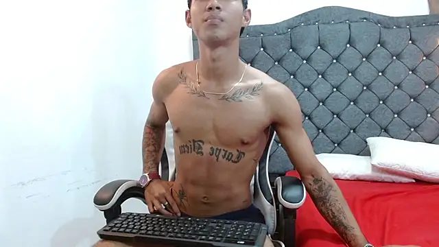 luka_big18's Live XXX Chat