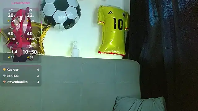 JuliethaFox Chat XXX live