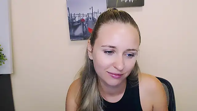 _Nicole_new Chat XXX in diretta