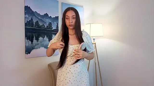 Chat +18 de JinnyMenzella ao vivo