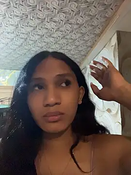 Chat XXX ao vivo de slutty_aki
