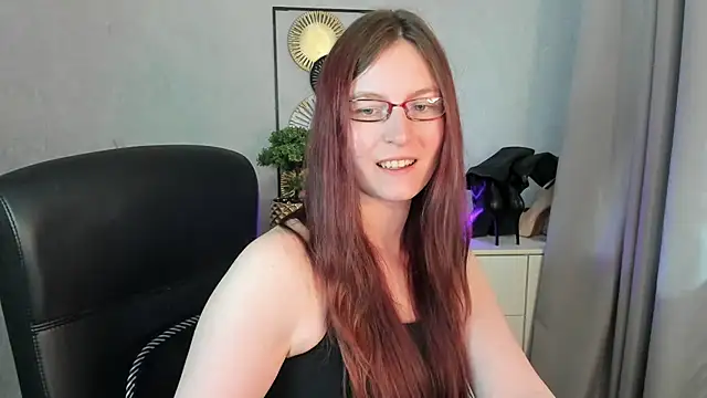 Chat XXX en directo de emmaxDelight