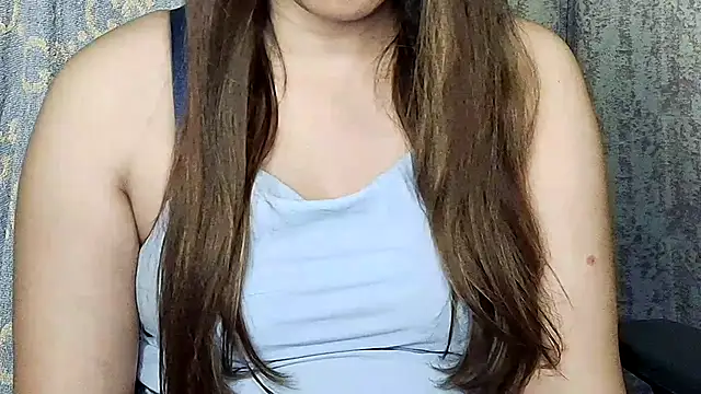 Nyra-Goddess Chat XXX in diretta