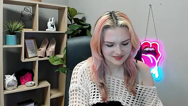 SweetLilyxo's Live XXX Chat