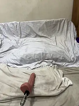 Joya786 Adlı Modelin Canlı XXX Sohbeti