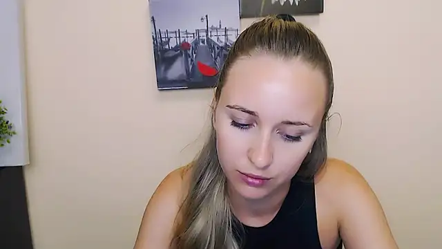 _Nicole_new's Live XXX Chat