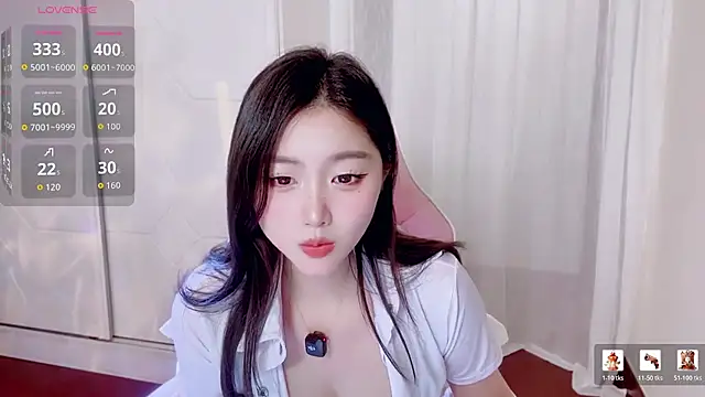 cc-ee-n Live XXX chat