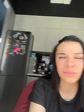Chat +18 de Queen_of_pain ao vivo
