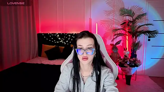 Онлайн чат XXX Ariella_Me