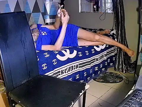 Trish_CurveCock 现场XXX聊天