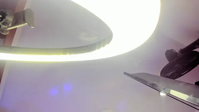 LittleeJazのライブXXXチャット