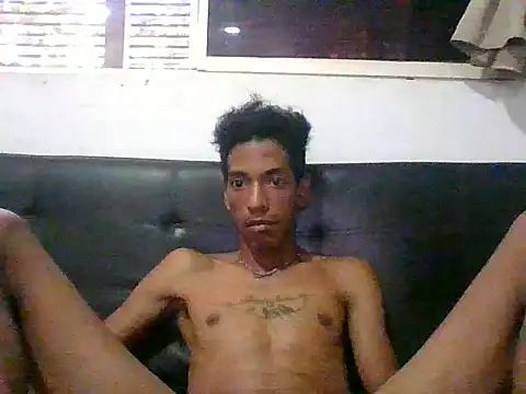 AlbertBigCockn Live XXX chat