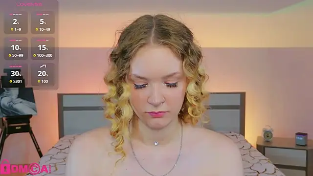 StaceyyJones' Live XXX Chat