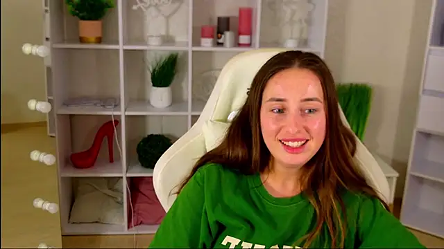 NadinnL's Live XXX Chat