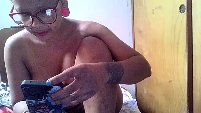 Czat XXX na żywo – xblackstarX1