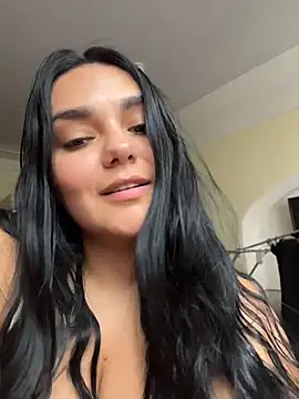 צ'אט XXX בשידור חי של babypretty07