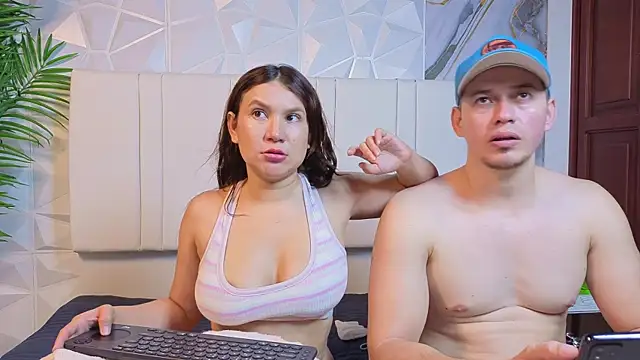mily_and_mateo's Live XXX Chat