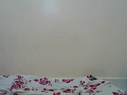 Hornysmoker20 লাইভ XXX চ্যাট
