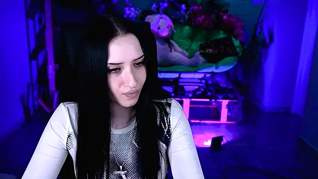 Chat +18 de MonicaLowes ao vivo
