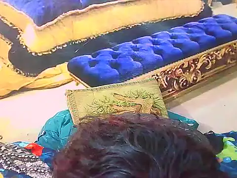 IndianSexyButt élő XXX-chatje