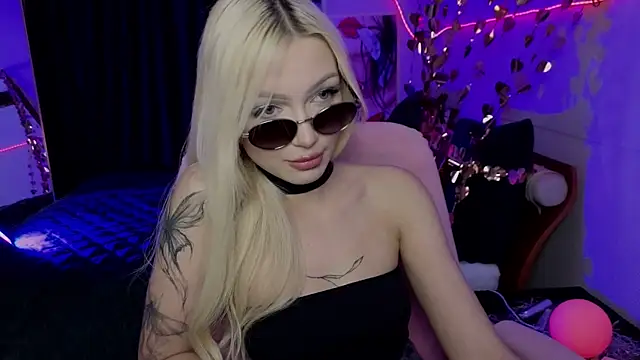 LinaLirian Live XXX-Chat