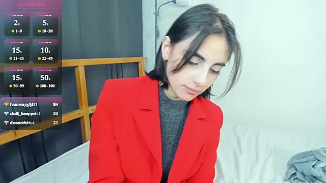 LunarLori's Live XXX Chat