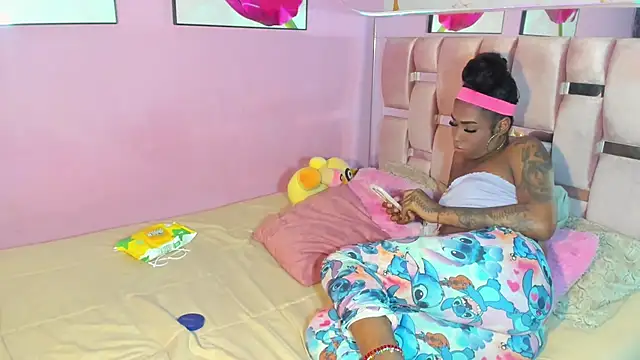 HUGE_BLACKCOCK 现场XXX聊天
