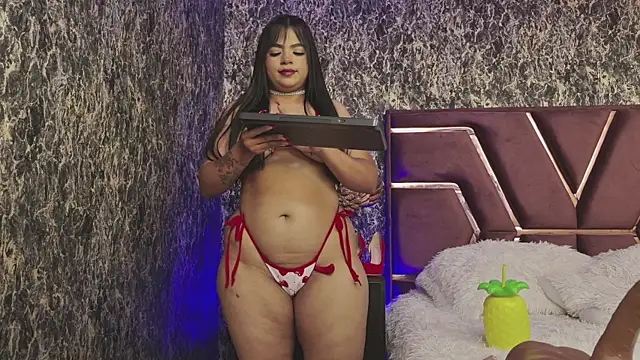 Karina_Andrade Chat XXX in diretta