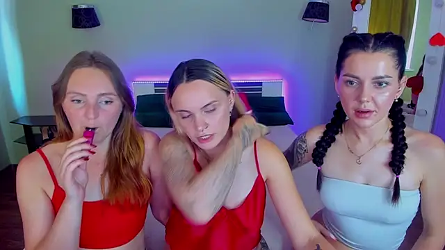 MagicEyess live XXX chat