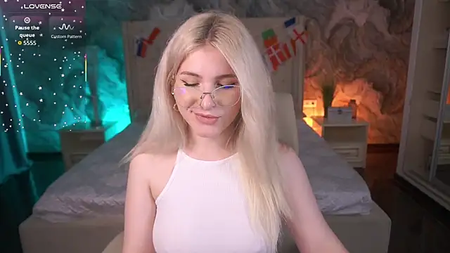 XXX chat uživo modela SabrinaMuse