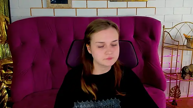 XXX chat uživo modela LissaTelor