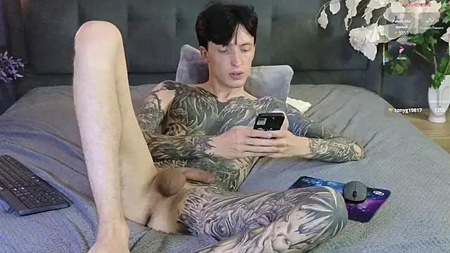Martin_Jin Adlı Modelin Canlı XXX Sohbeti